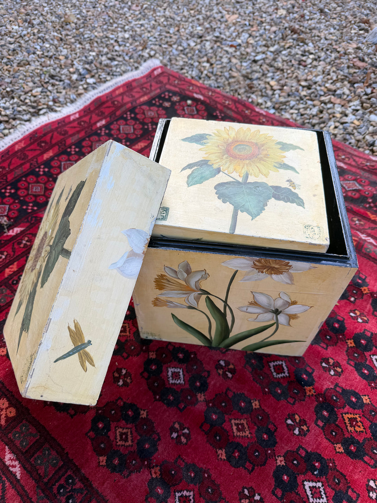 HAND PAINTED BOXES ￼