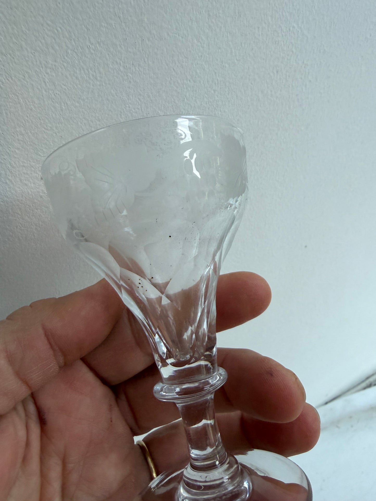 ENGRAVED GLASSES