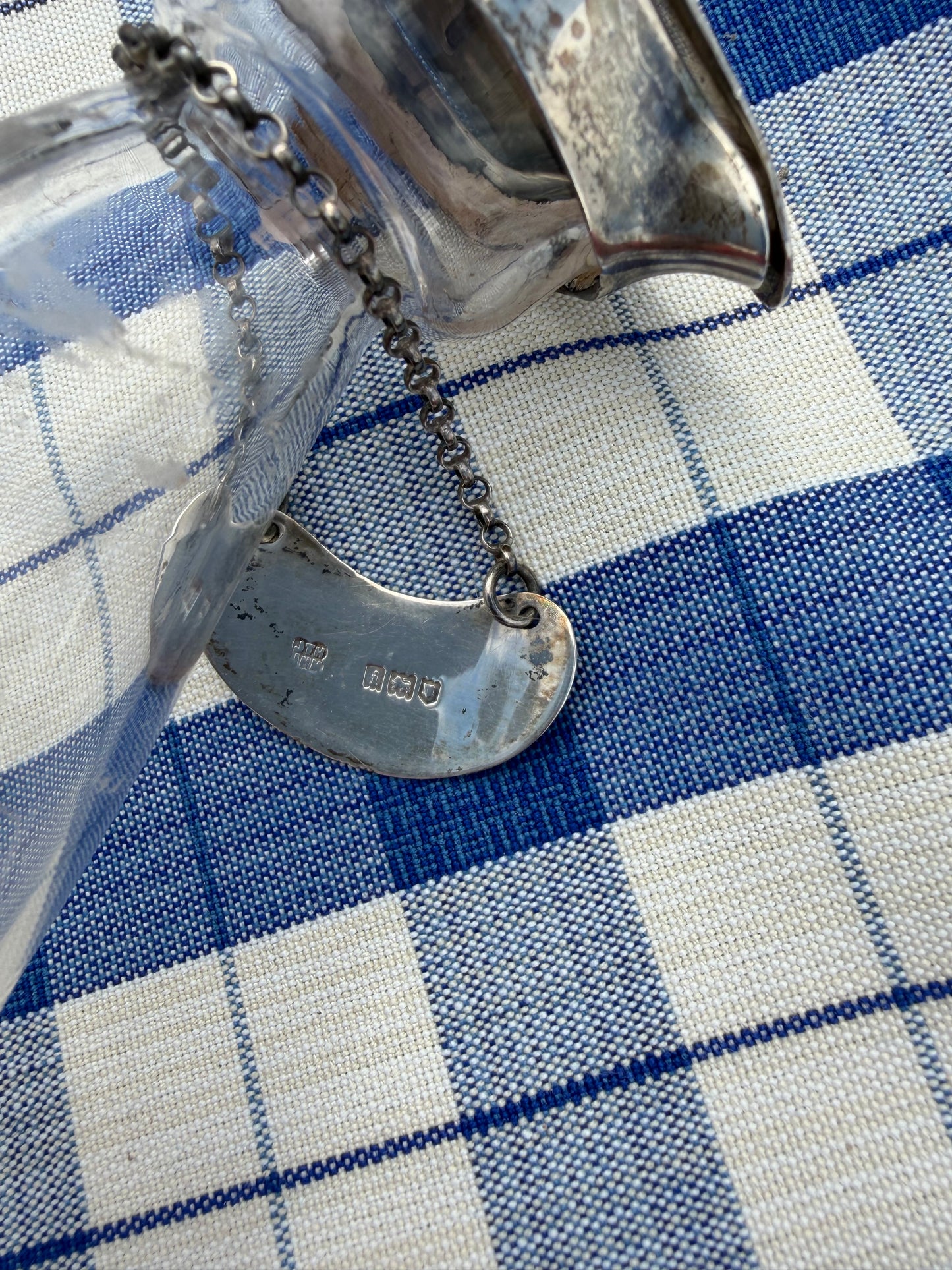 SILVER TOPS