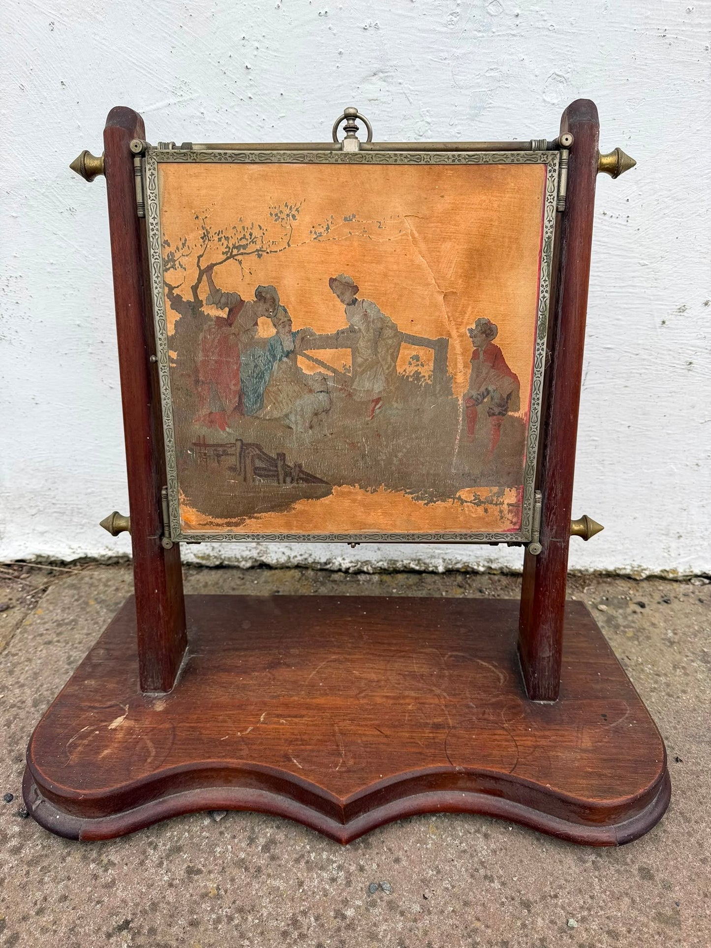 DRESSING TABLE MIRROR