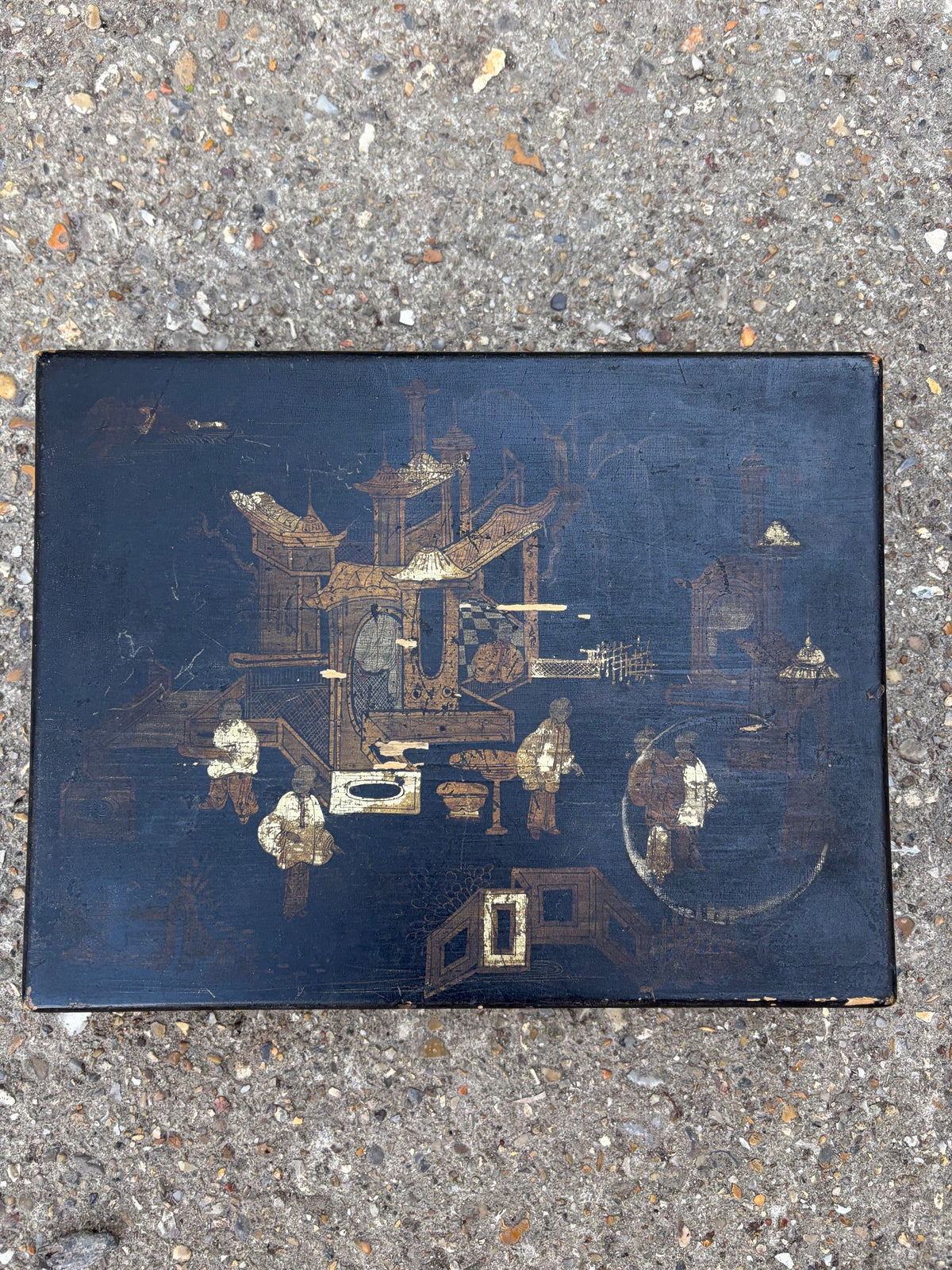 ANTIQUE GAMING BOX