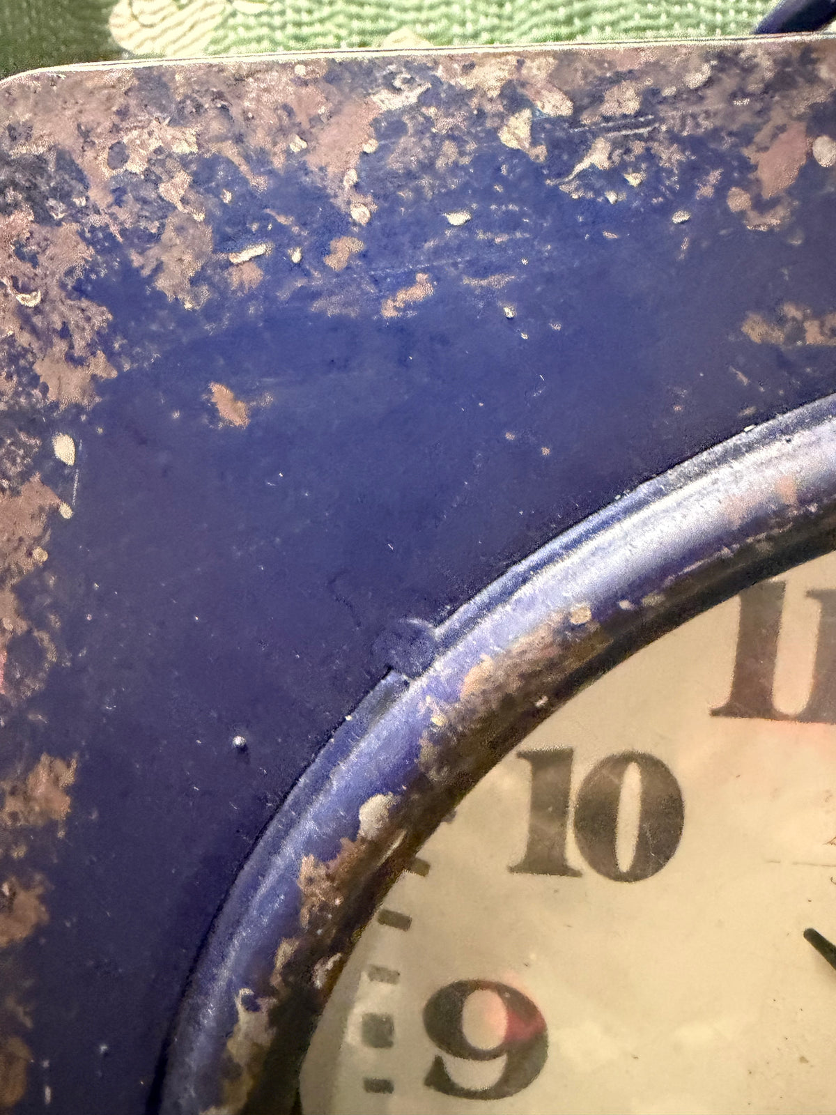 LARGE CLOCK