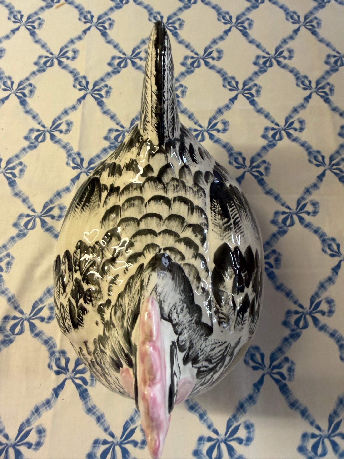 EGG HOLDER
