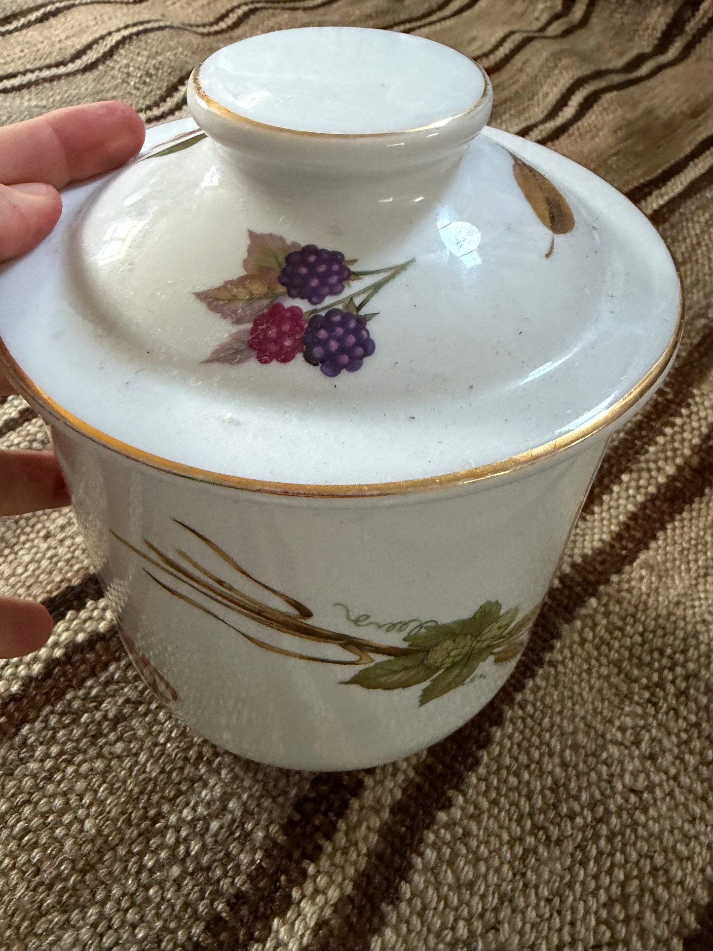 DISH AND POT