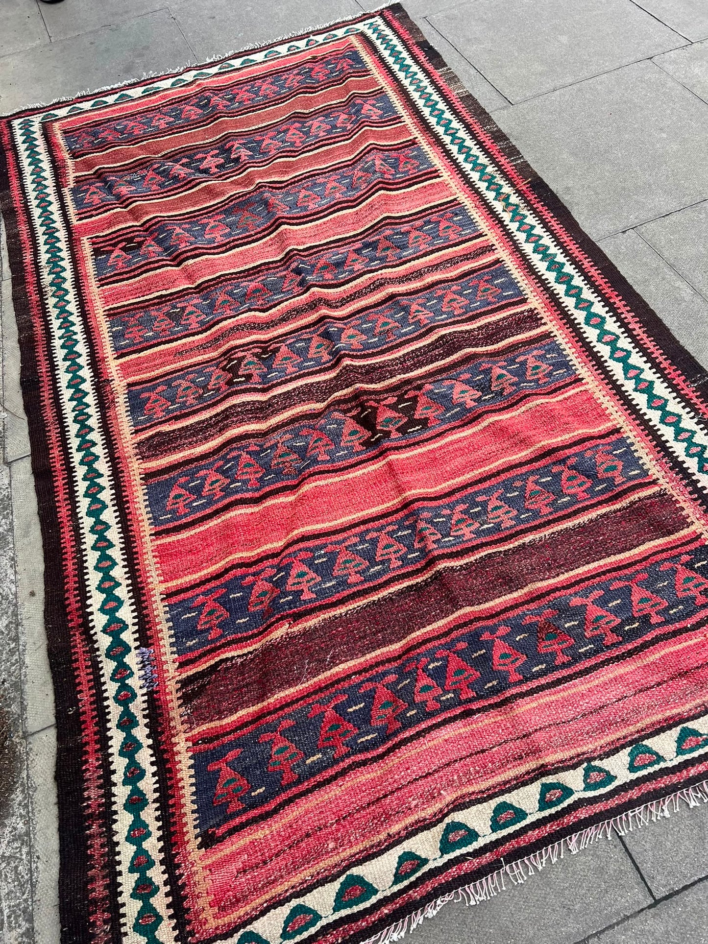 RUG