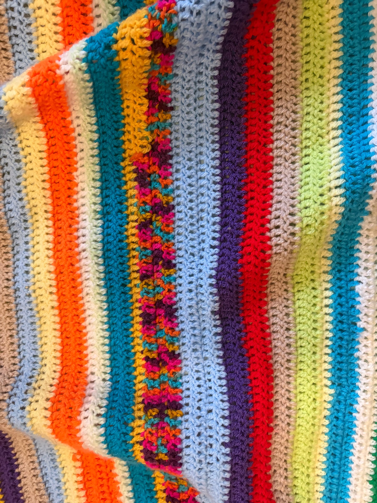KNITTED BLANKET