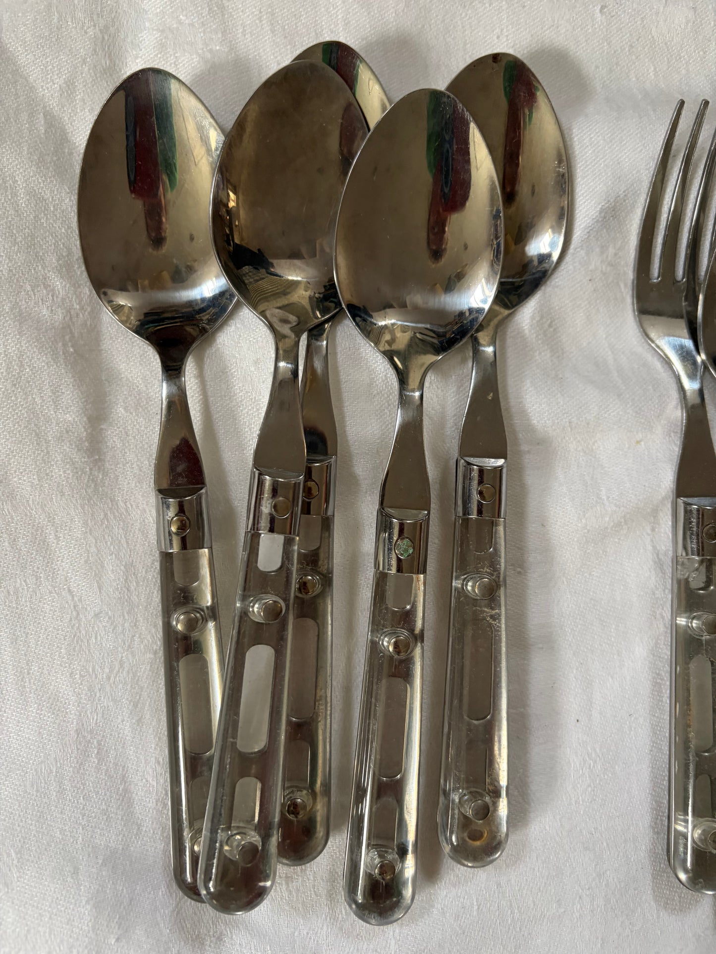 CUTLERY SET