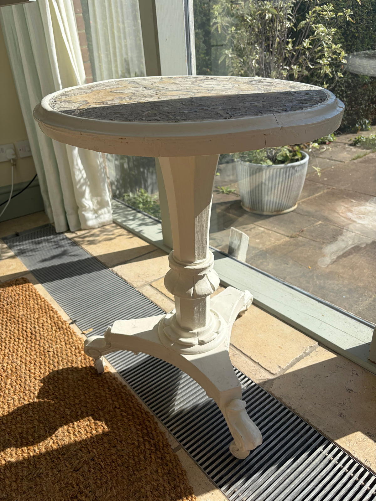 SMALL TABLE