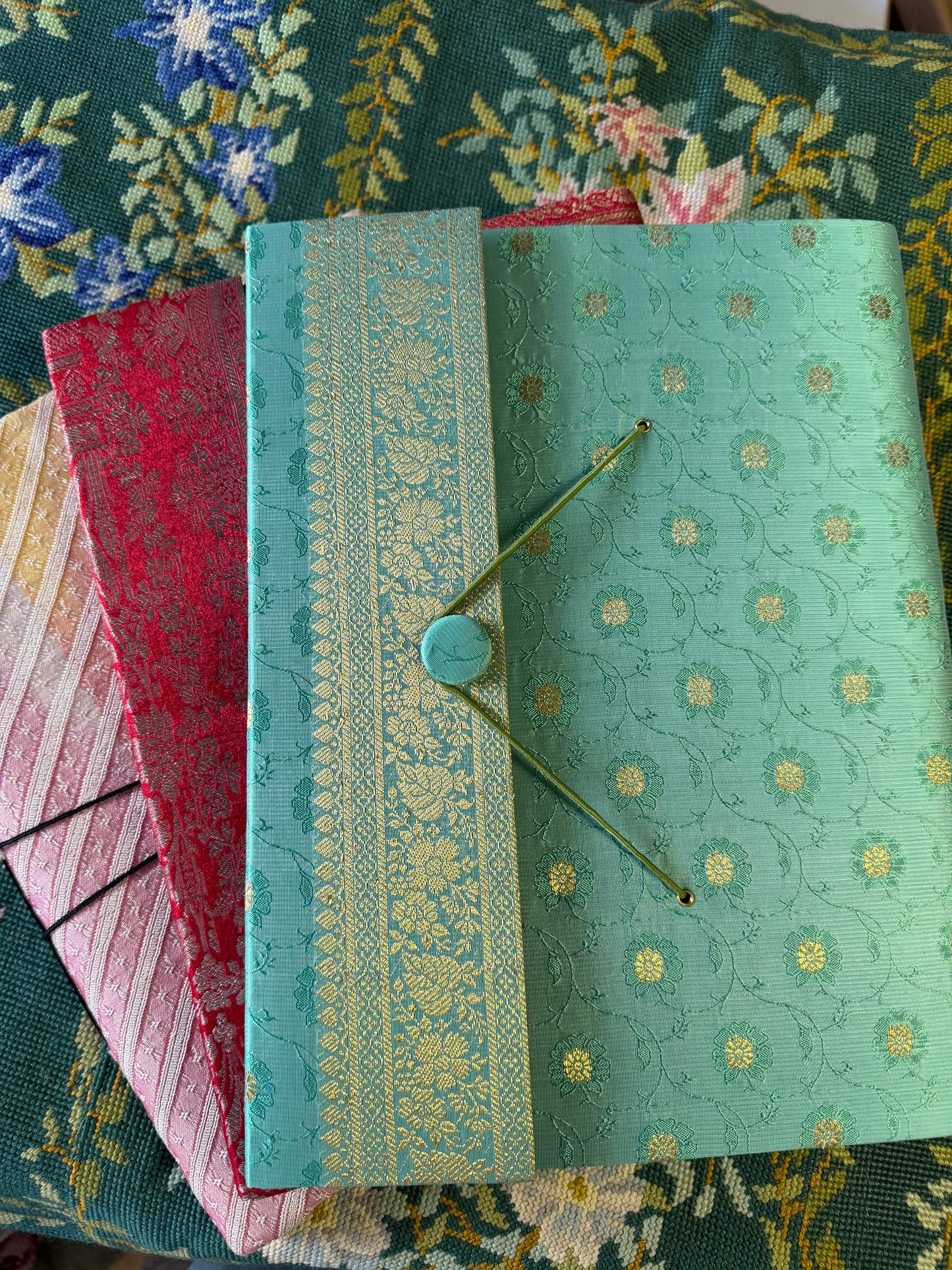 PHOTO ALBUMS