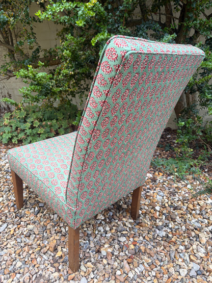 SLIPPER CHAIR