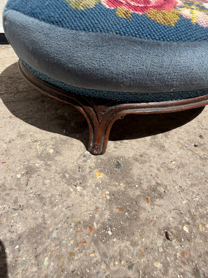 FOOTSTOOL