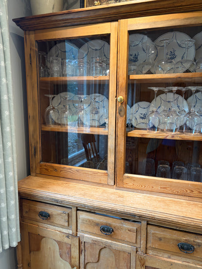 PINE DRESSER