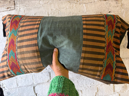 CUSHION