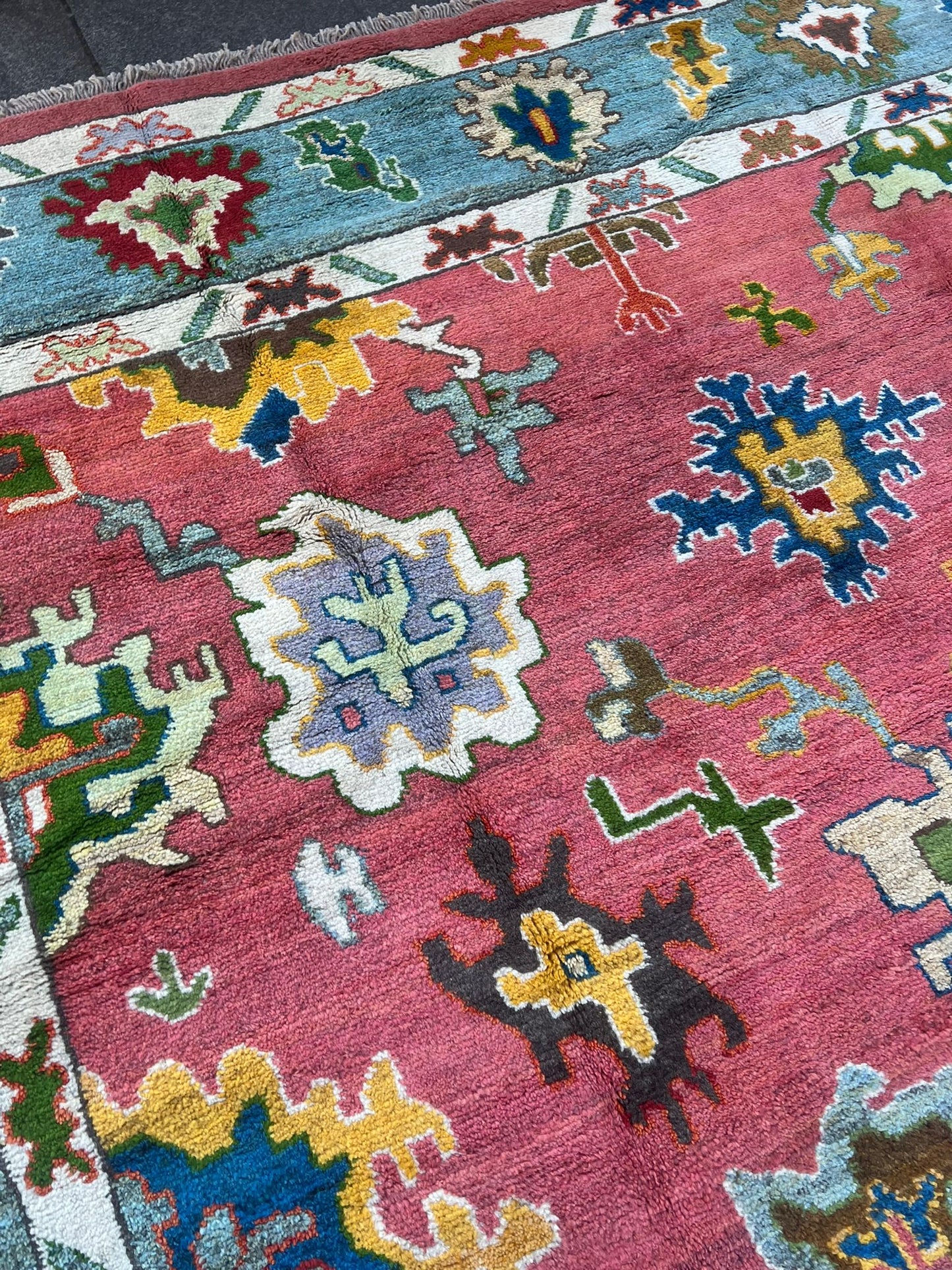 CARPET