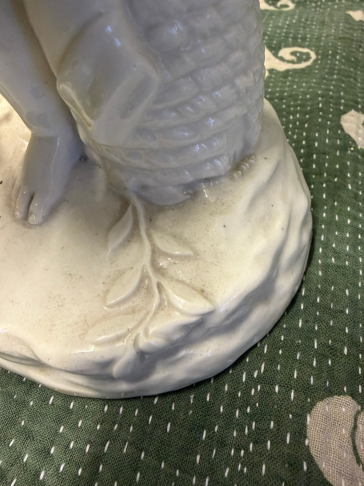 SUMMER FIGURINE