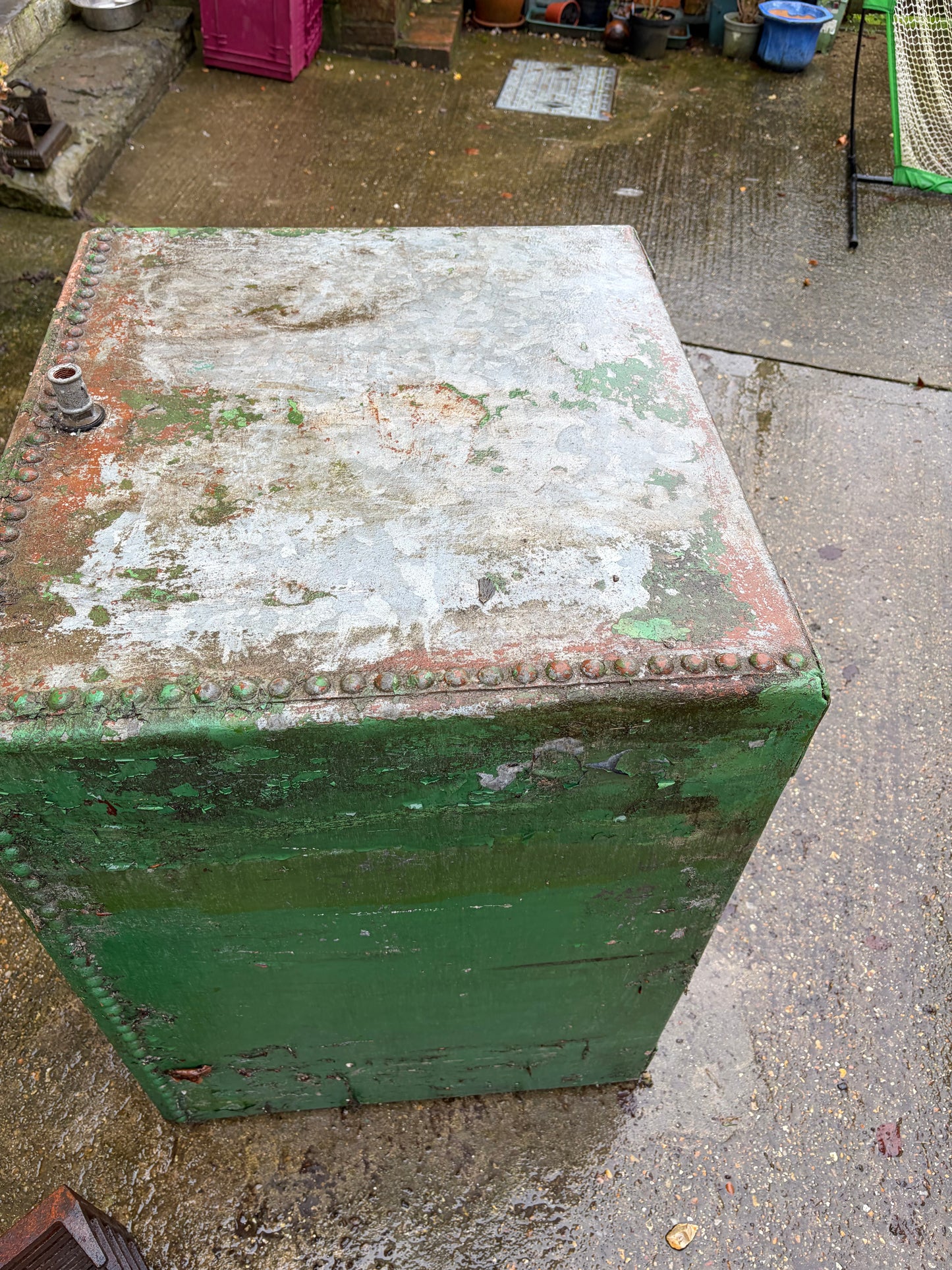 PLANTER