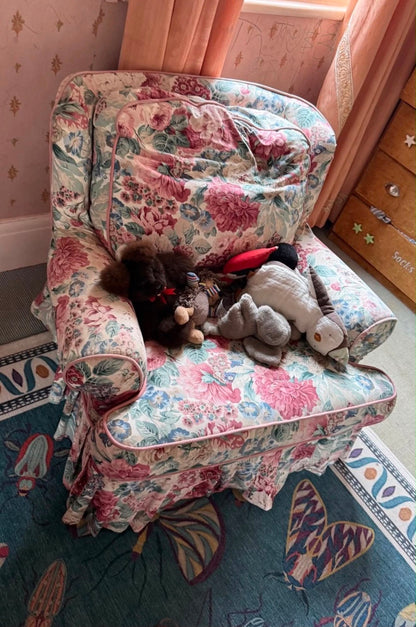 CHAIR