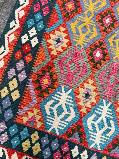 KILIM RUG