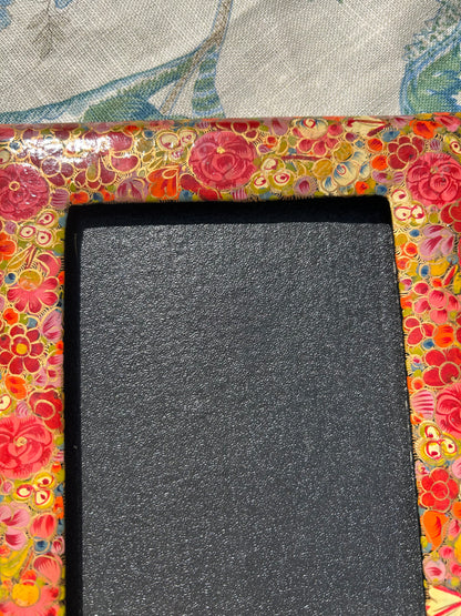 FLORAL PICTURE FRAME
