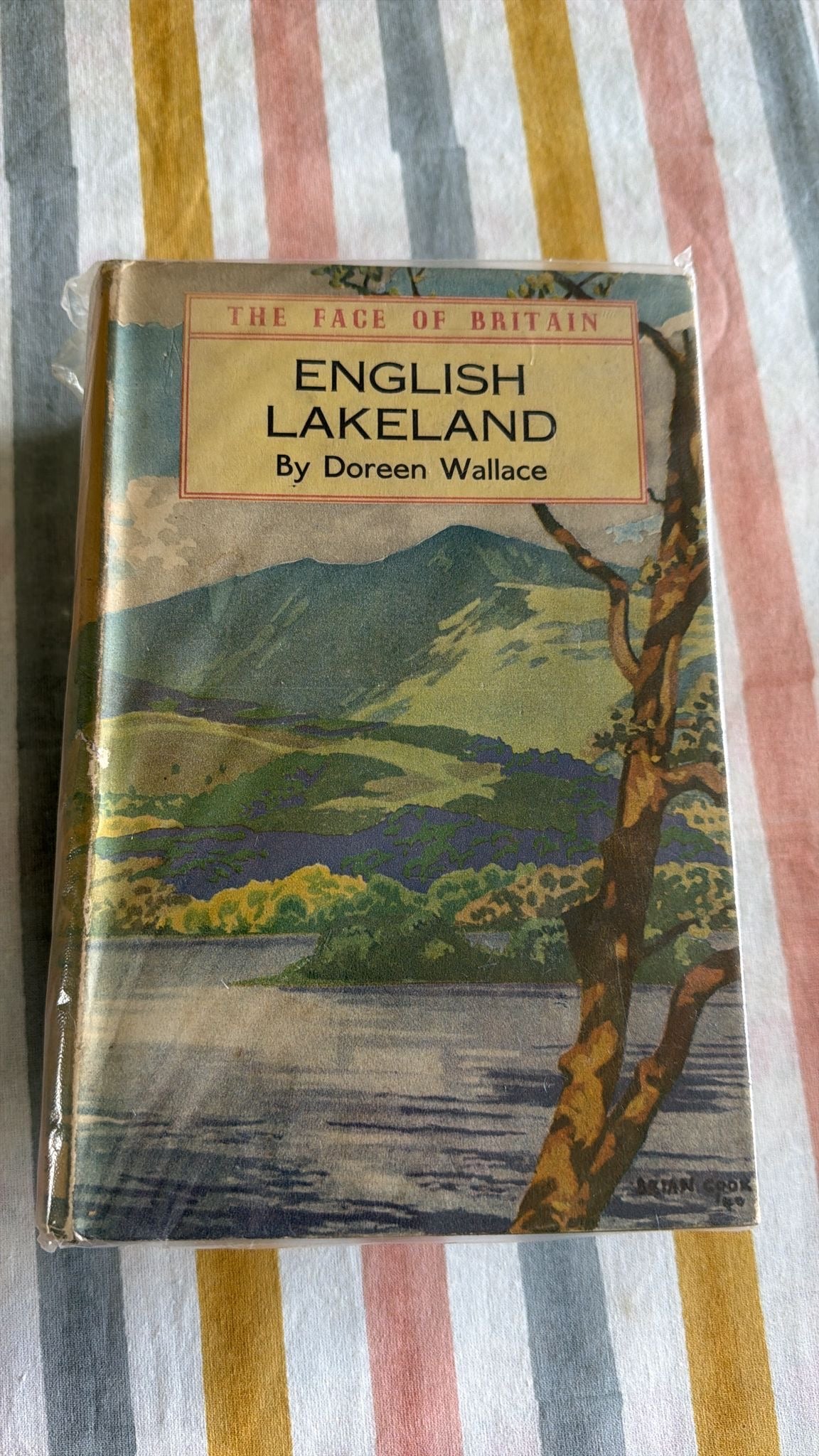 £10 PRESENTS