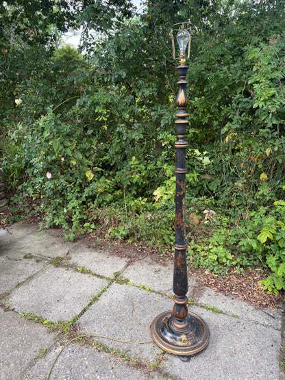PAINTED STANDING LAMP