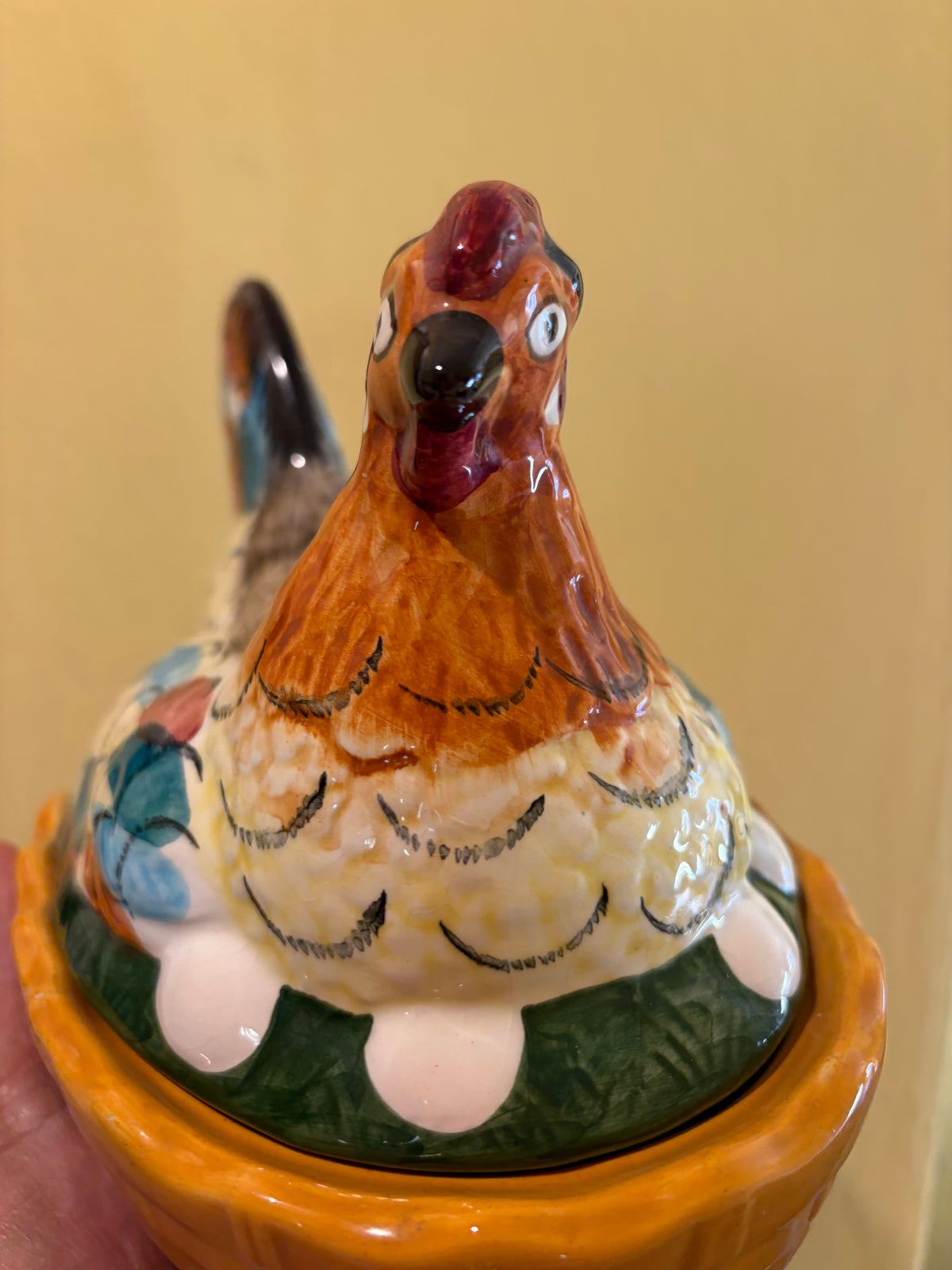 EGG HOUSE