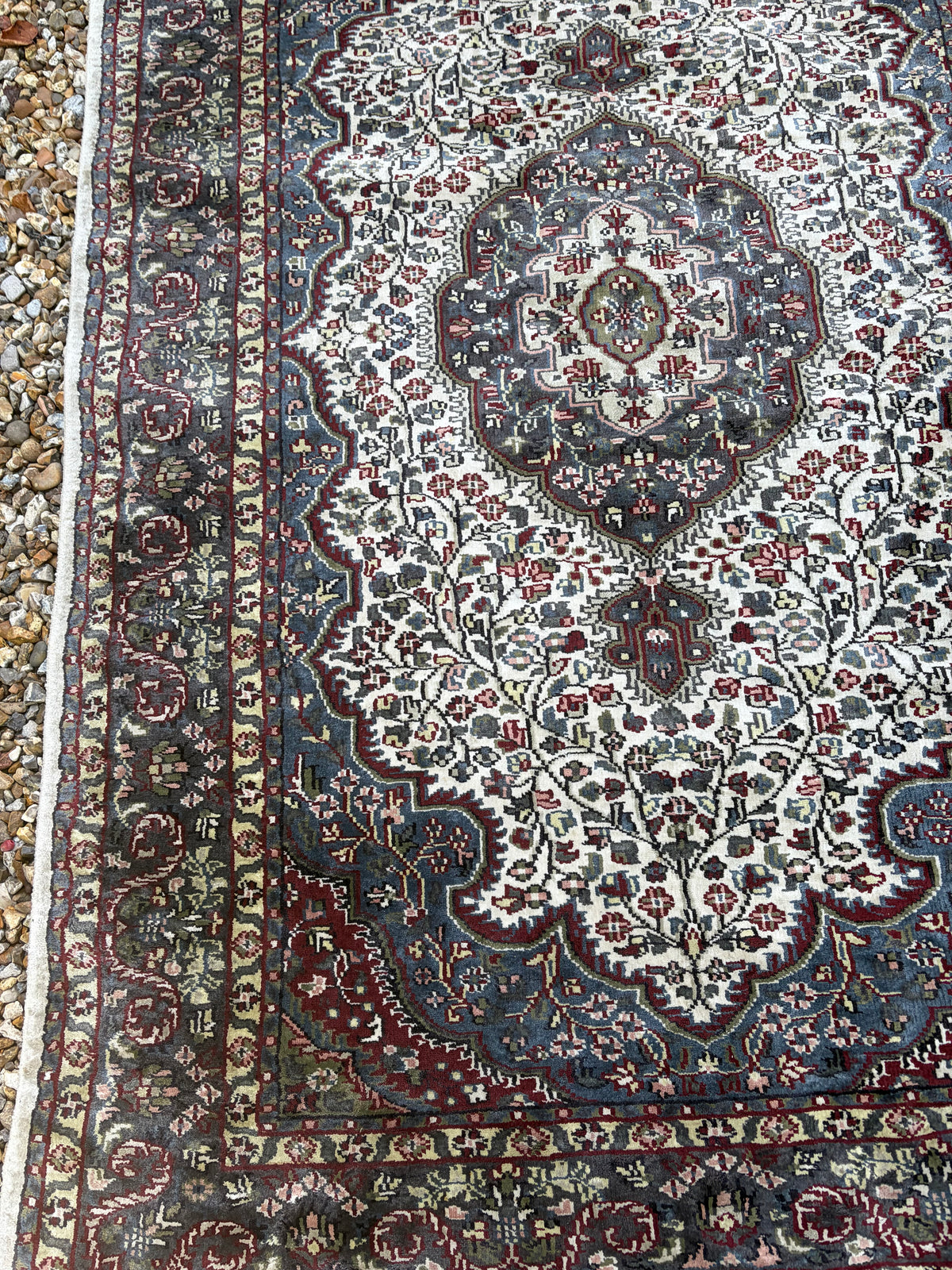 CARPET
