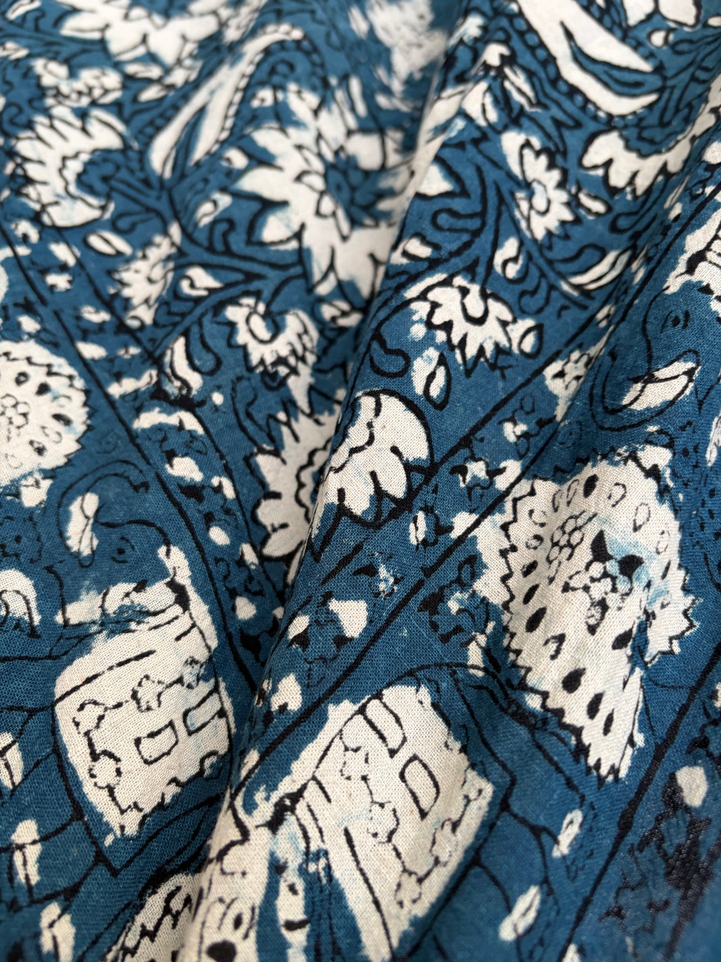 BLUE THROW