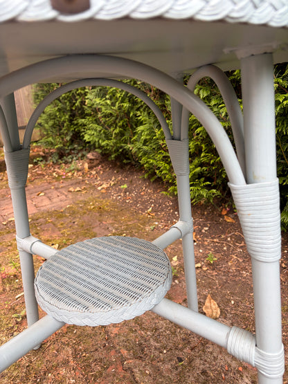 LLOYD LOOM GARDEN TABLE