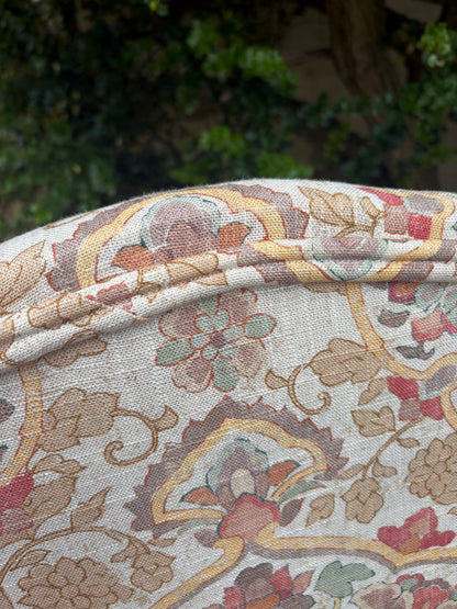 SLIPPER CHAIR
