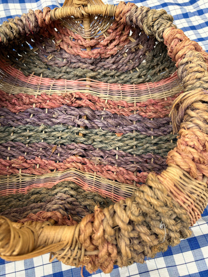 WOVEN BASKET