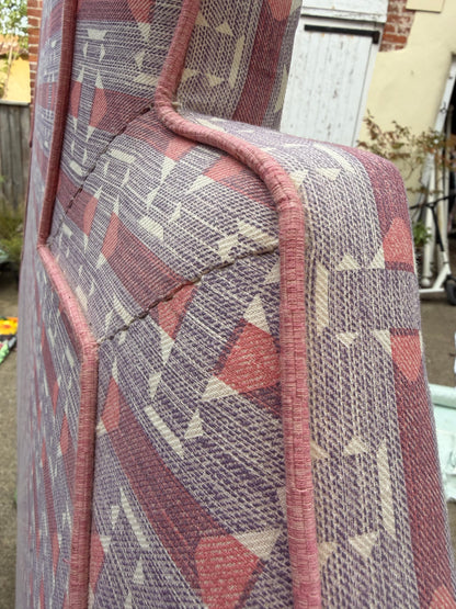 HEADBOARD