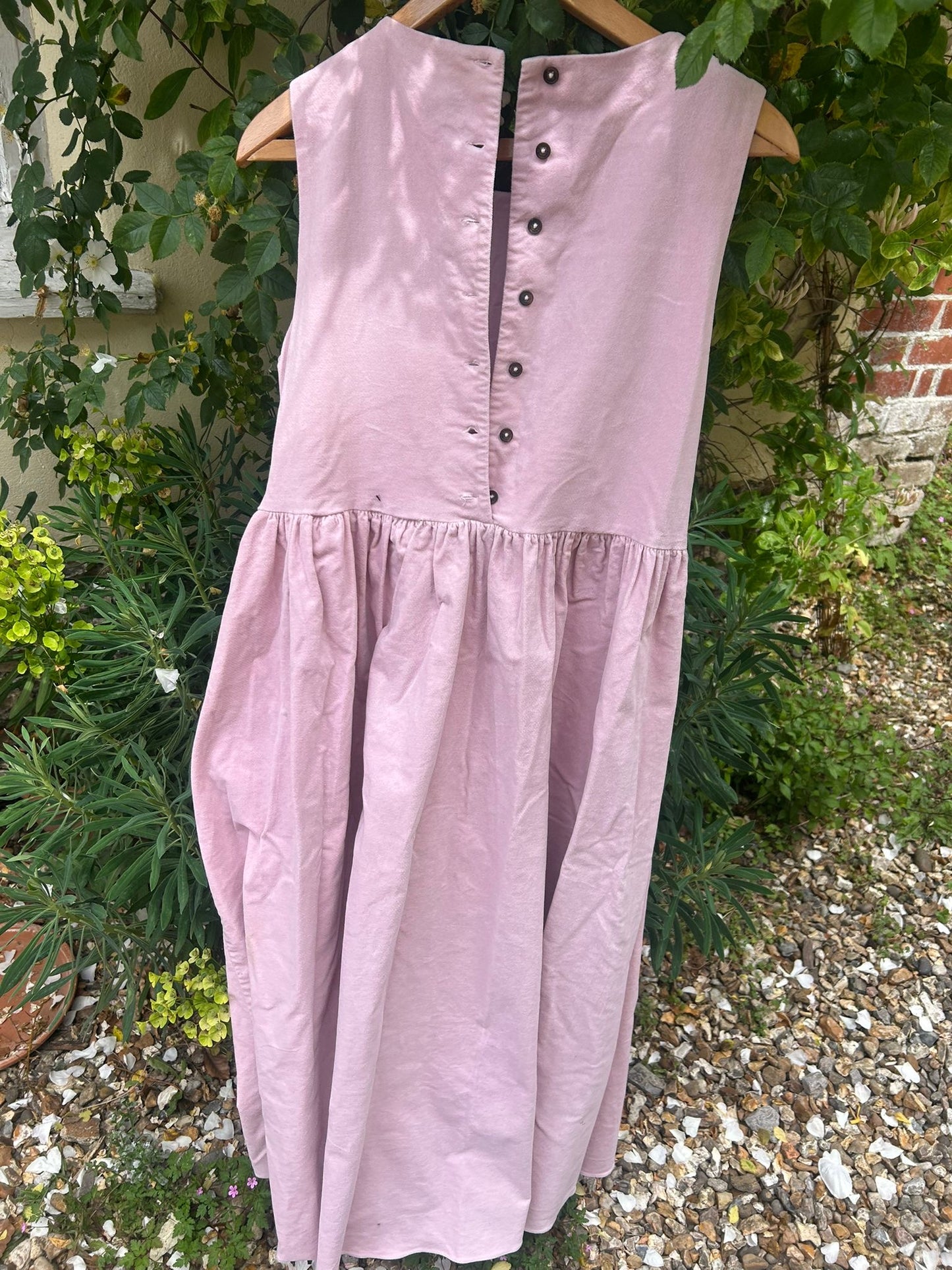CABBAGES & ROSES PINAFORE