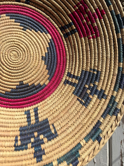 WOVEN BASKET