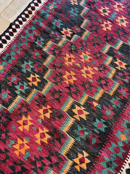 KILIM RUG