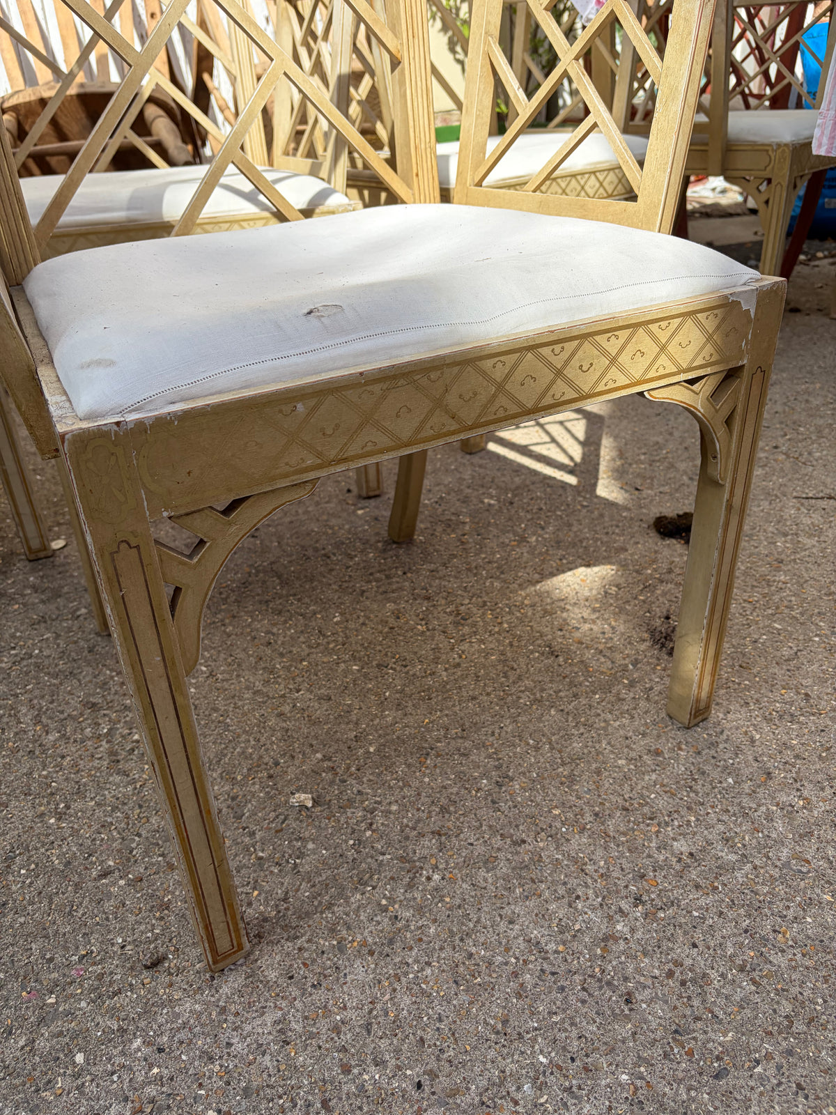 SET 4 CHAIRS
