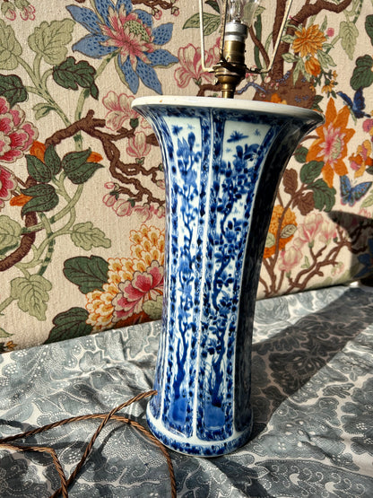VASE LAMP
