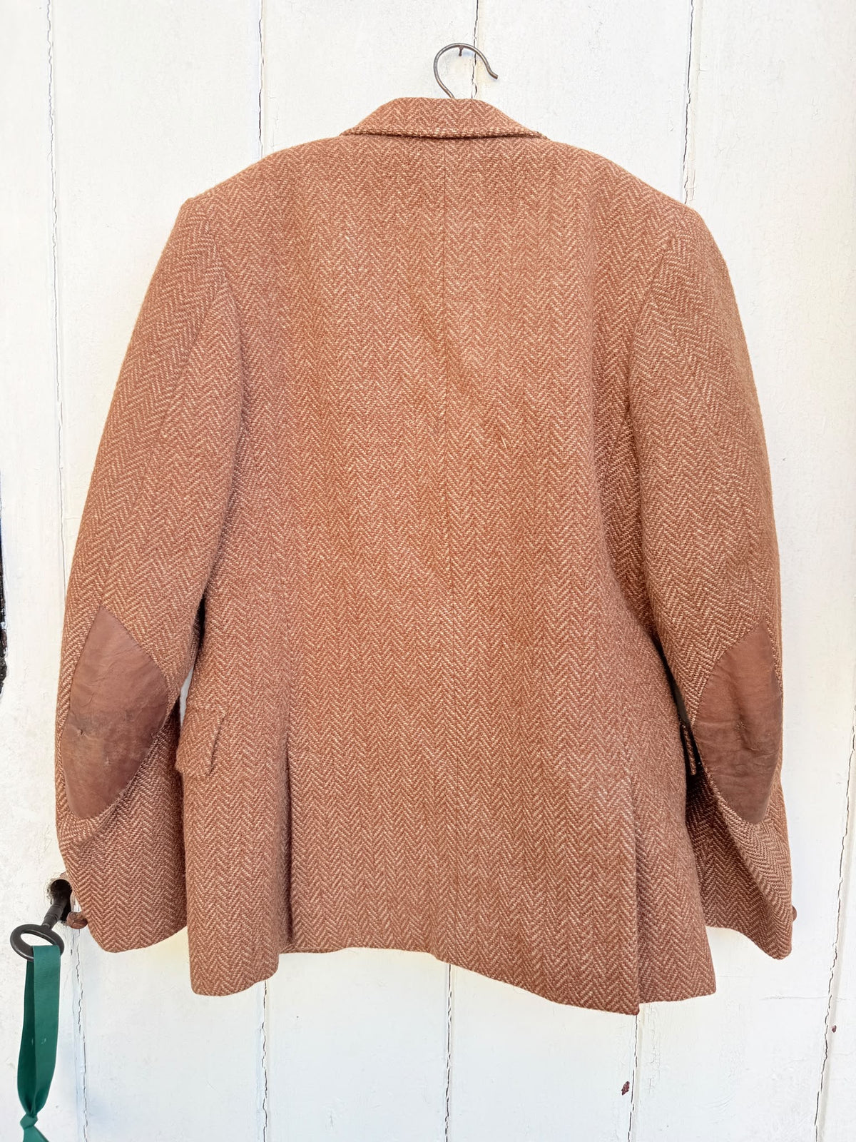 BROWN BLAZER