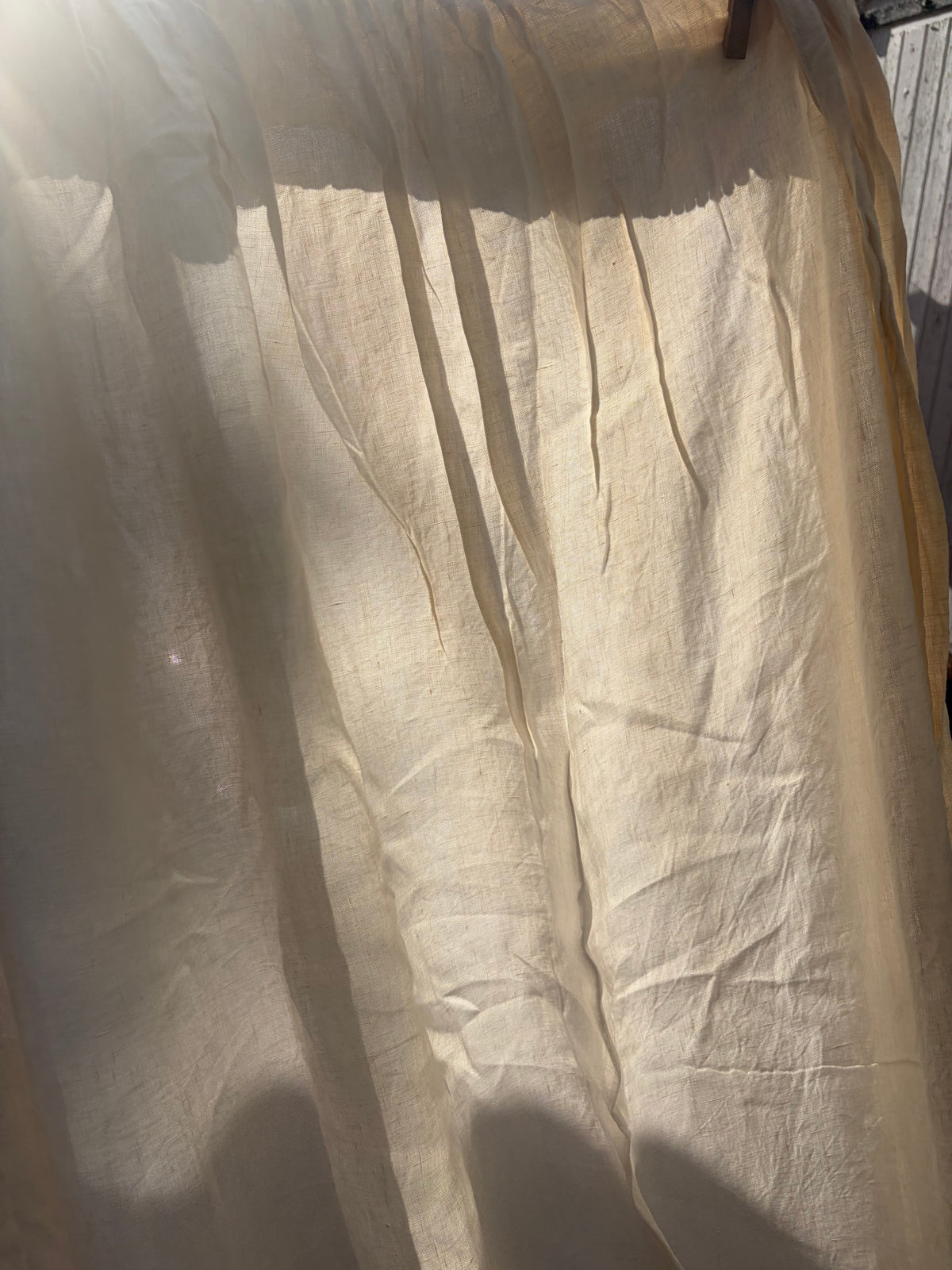 LINEN CURTAINS