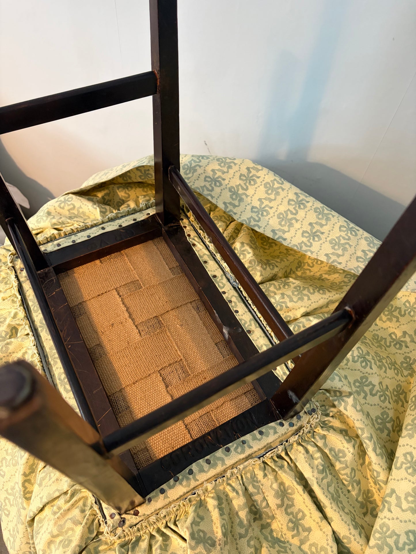 DRESSING TABLE