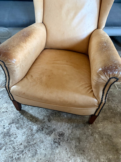 LEATHER WINGBACK