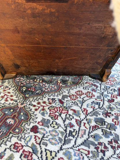 ANTIQUE WALNUT BOX
