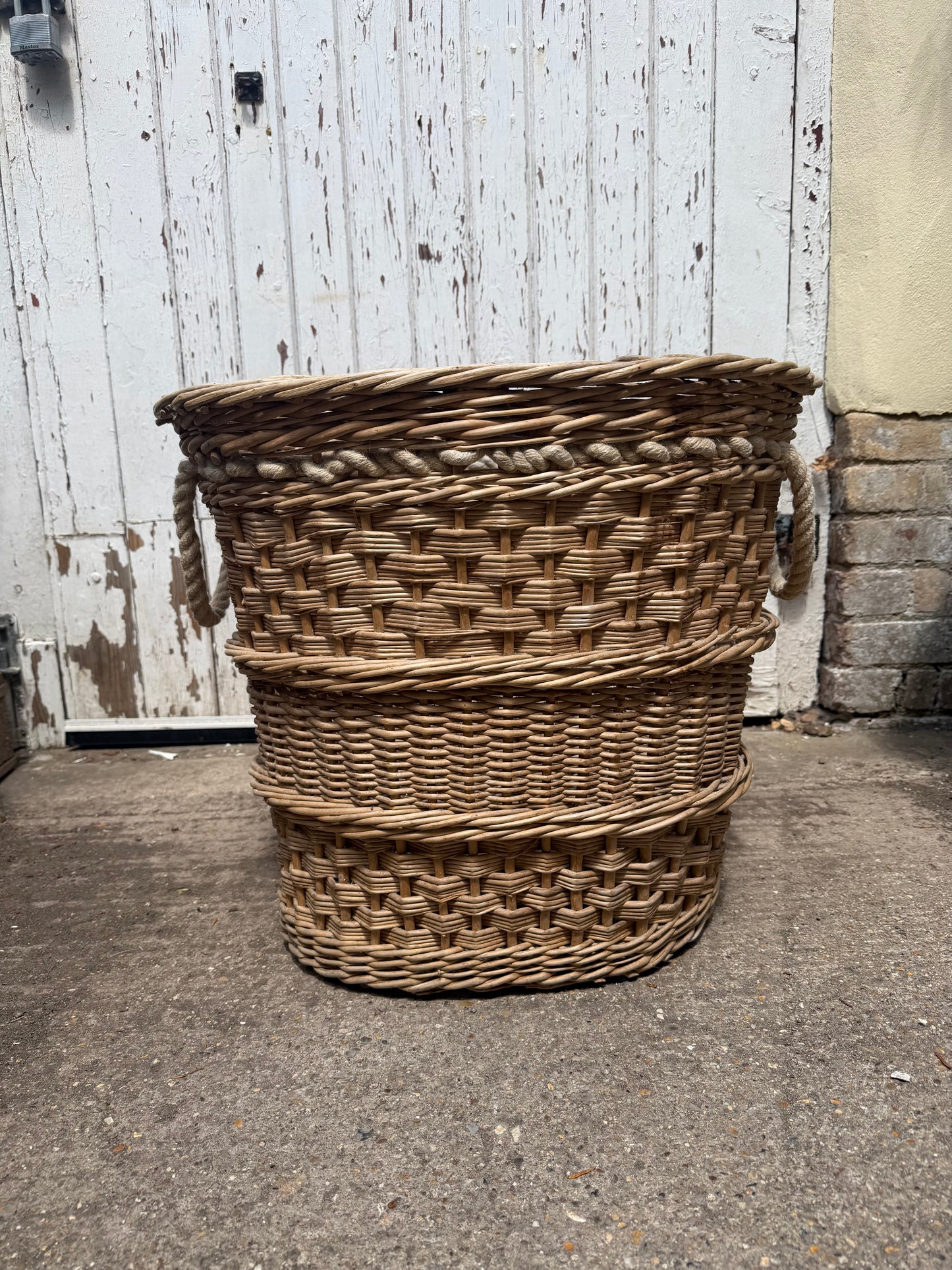 BASKET