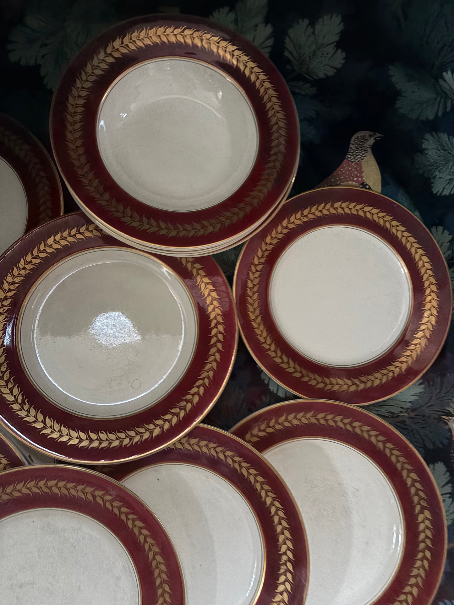 SET OF PLATES