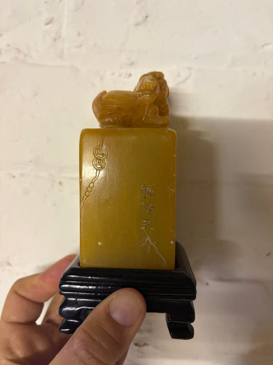 MARBLE FOO DOG