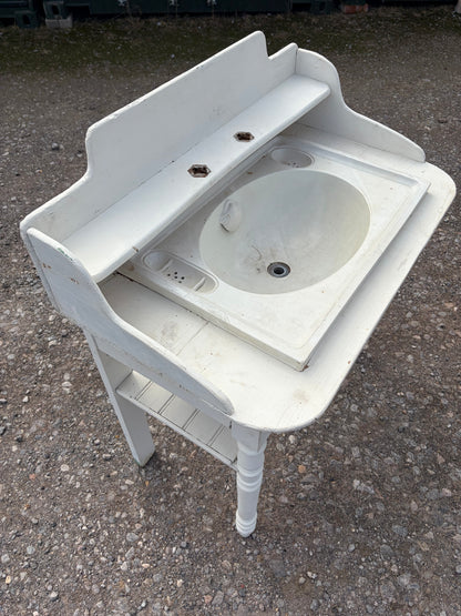 SINK UNIT