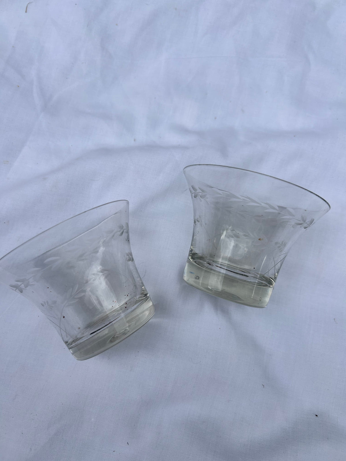 GLASS TEALIGHT HOLDERS