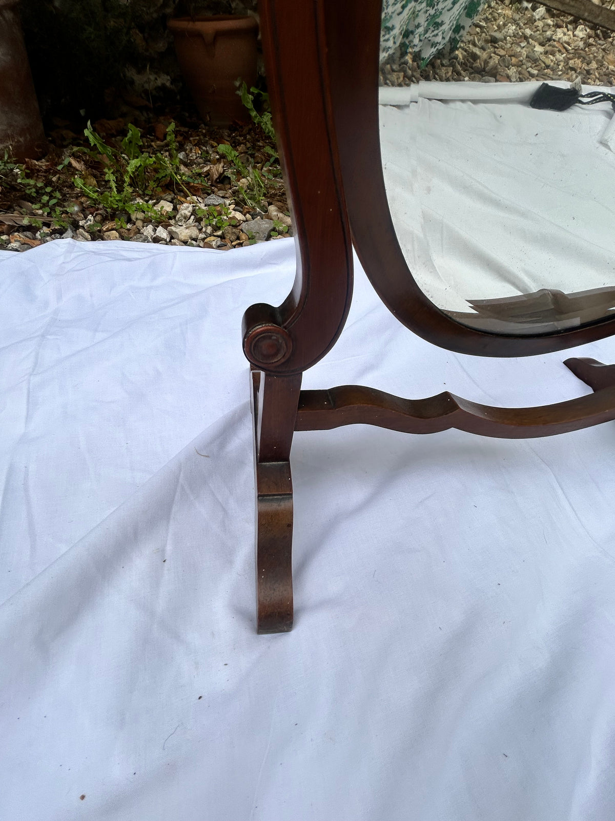 SWING MIRROR