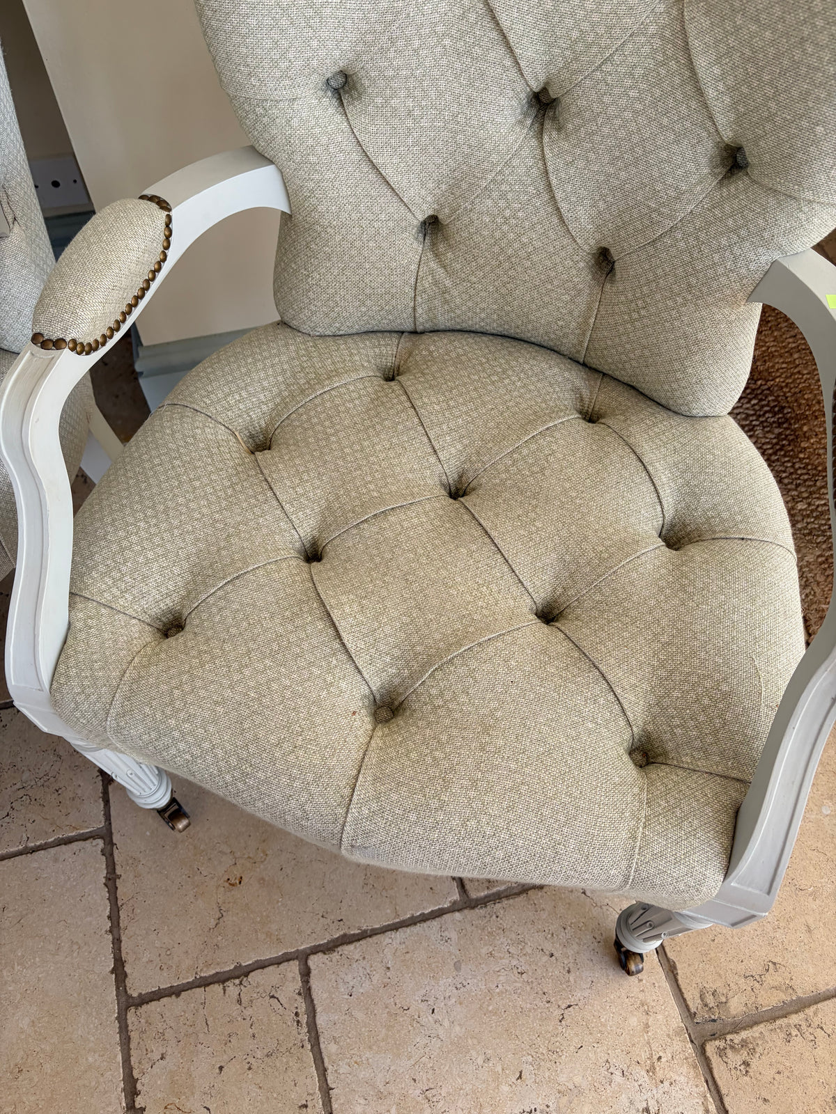 PAIR OF CHAIRS