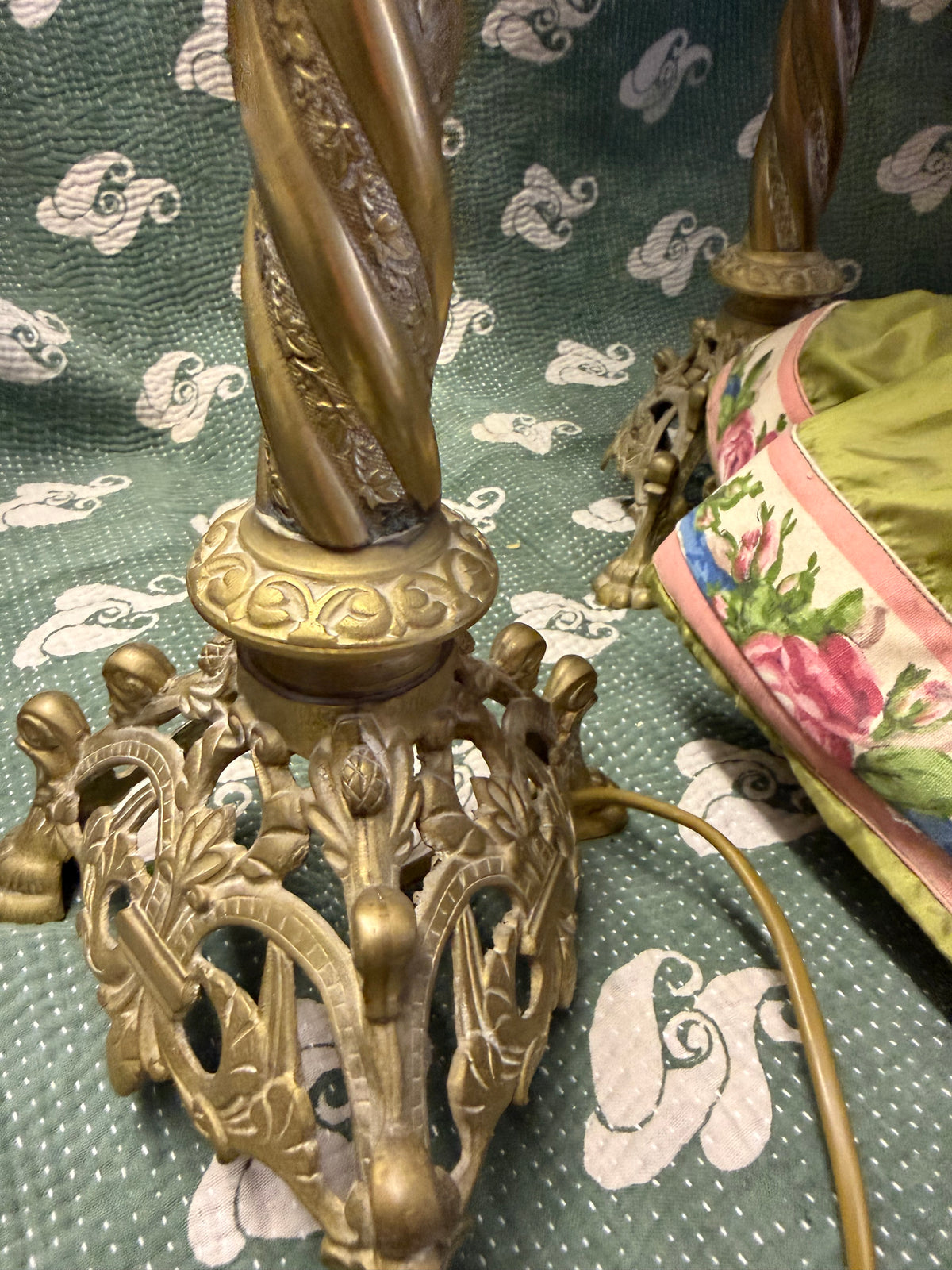 ￼ BRASS LAMPS WITH SHADES